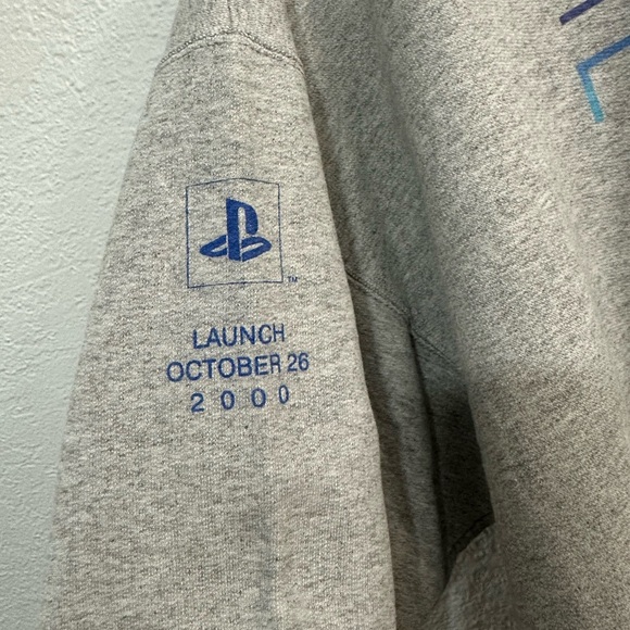 Vintage PlayStation 2 LAUNCH sweatshirt EXTREMELY RARE. 2000 Oct. Read Pls - Picture 2 of 11